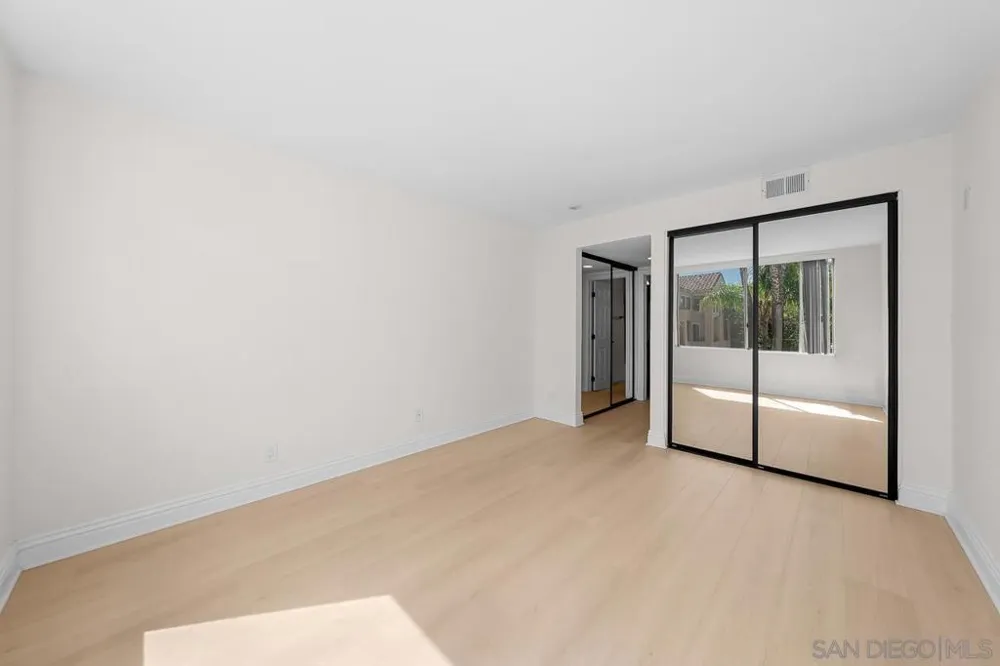 3935 Nobel #108 San Diego, CA 92122