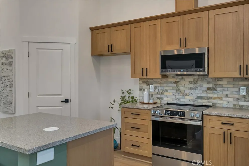 1375 Brill Paradise, CA 95969