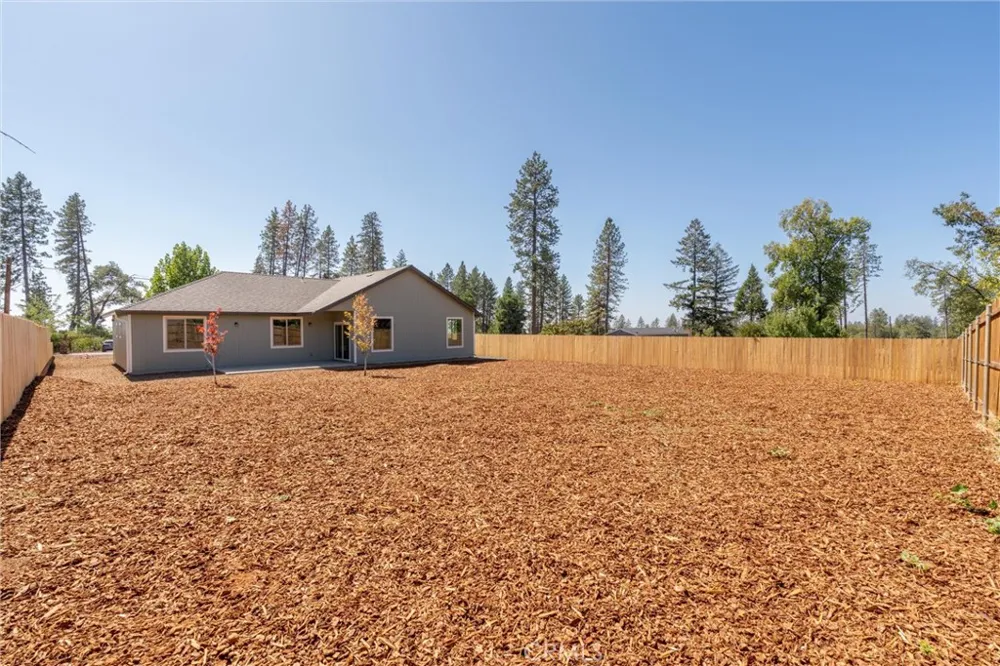 1375 Brill Paradise, CA 95969