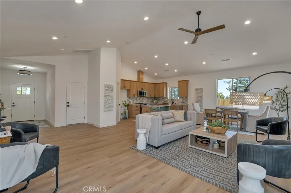 1375 Brill Paradise, CA 95969