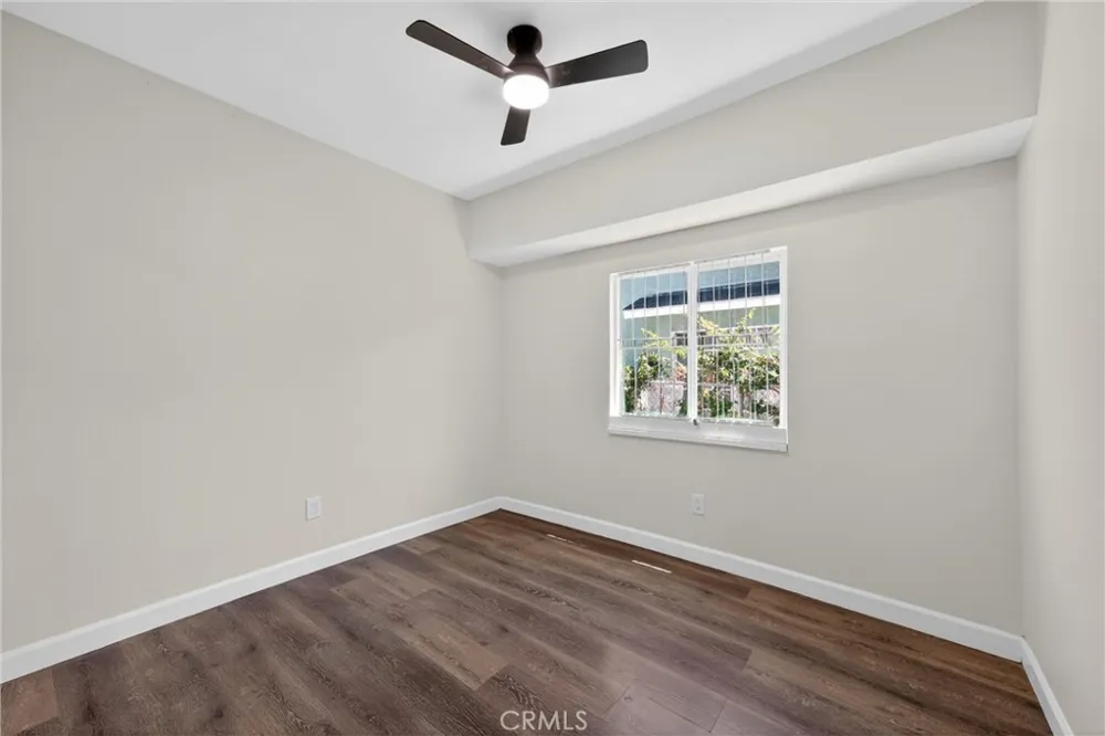 132 W 74th Street Los Angeles, CA 90003