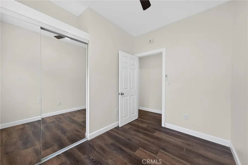 132 W 74th Street Los Angeles, CA 90003