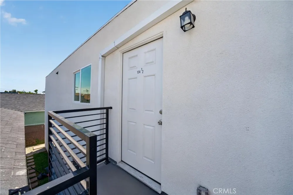 132 W 74th Street Los Angeles, CA 90003