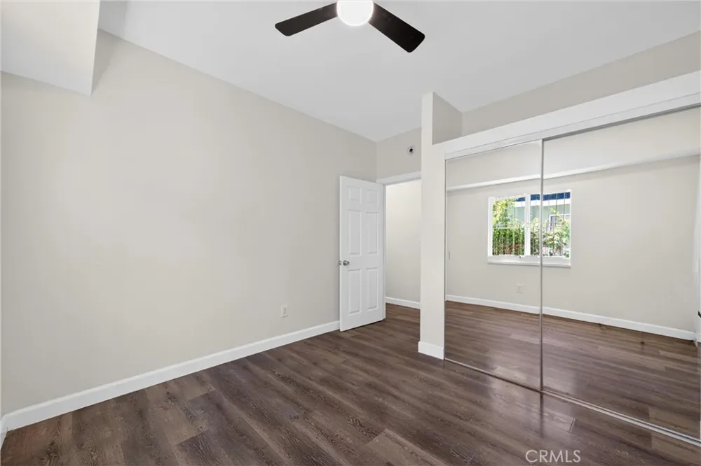 132 W 74th Street Los Angeles, CA 90003