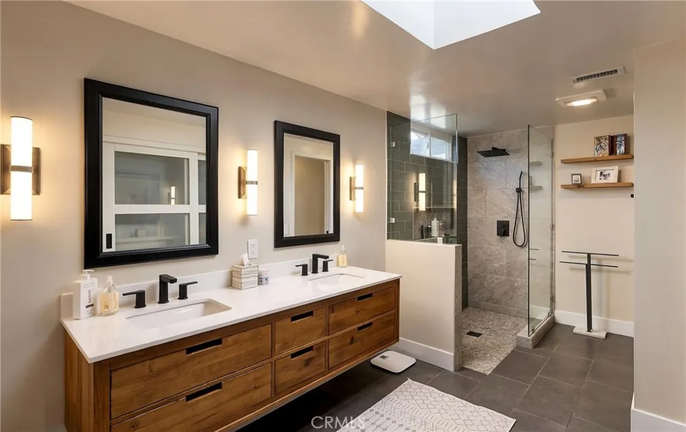 323 Calle Empalme San Clemente, CA 92672