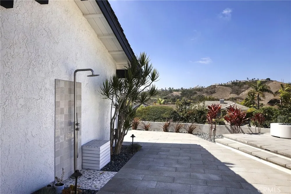 323 Calle Empalme San Clemente, CA 92672