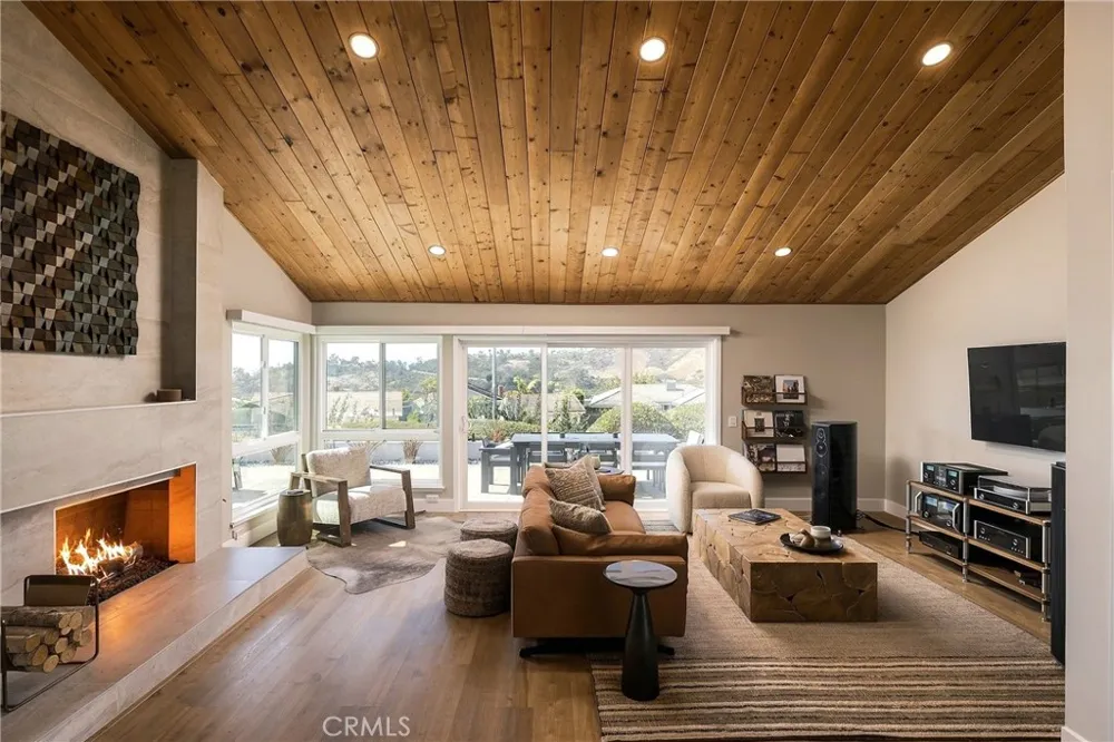 323 Calle Empalme San Clemente, CA 92672