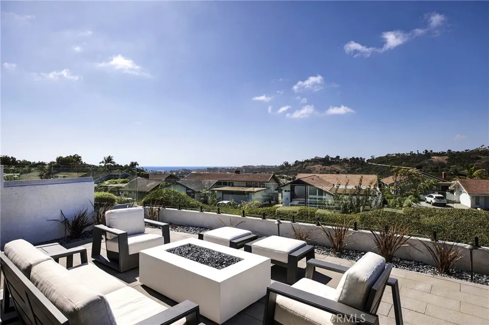 323 Calle Empalme San Clemente, CA 92672