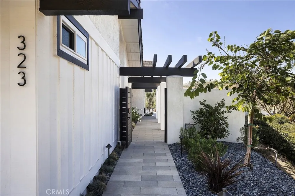 323 Calle Empalme San Clemente, CA 92672
