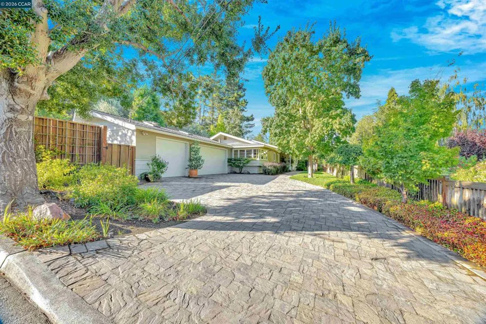 3237 Driftwood Dr Lafayette, CA 94549