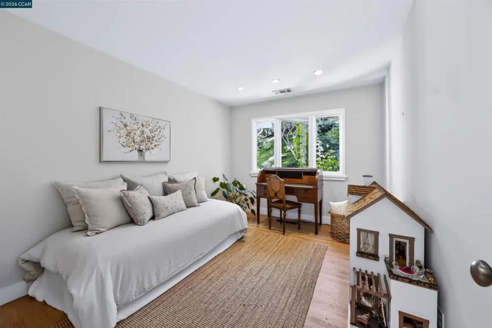 3237 Driftwood Dr Lafayette, CA 94549