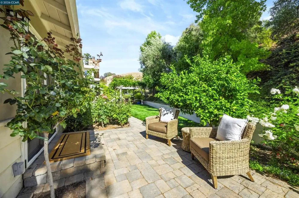 3237 Driftwood Dr Lafayette, CA 94549
