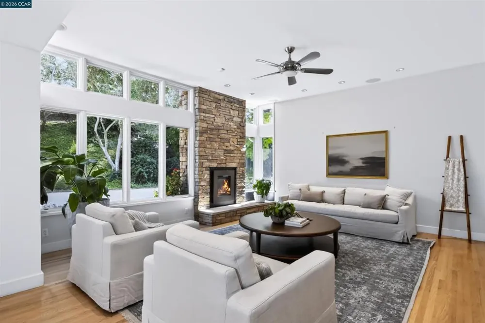3237 Driftwood Dr Lafayette, CA 94549