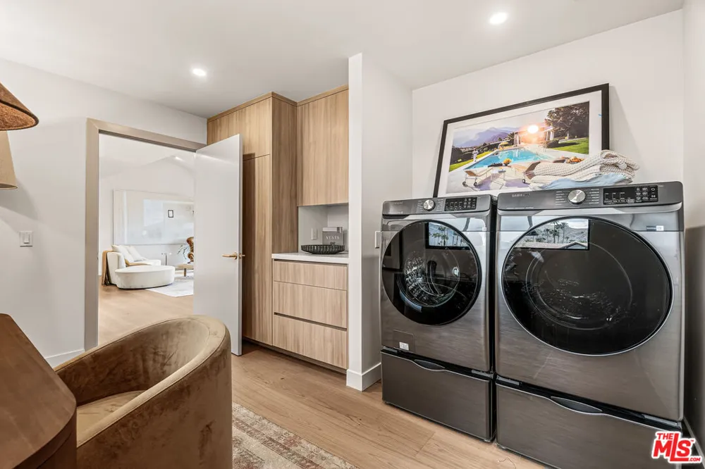 2942 E Orella Circle Palm Springs, CA 92264