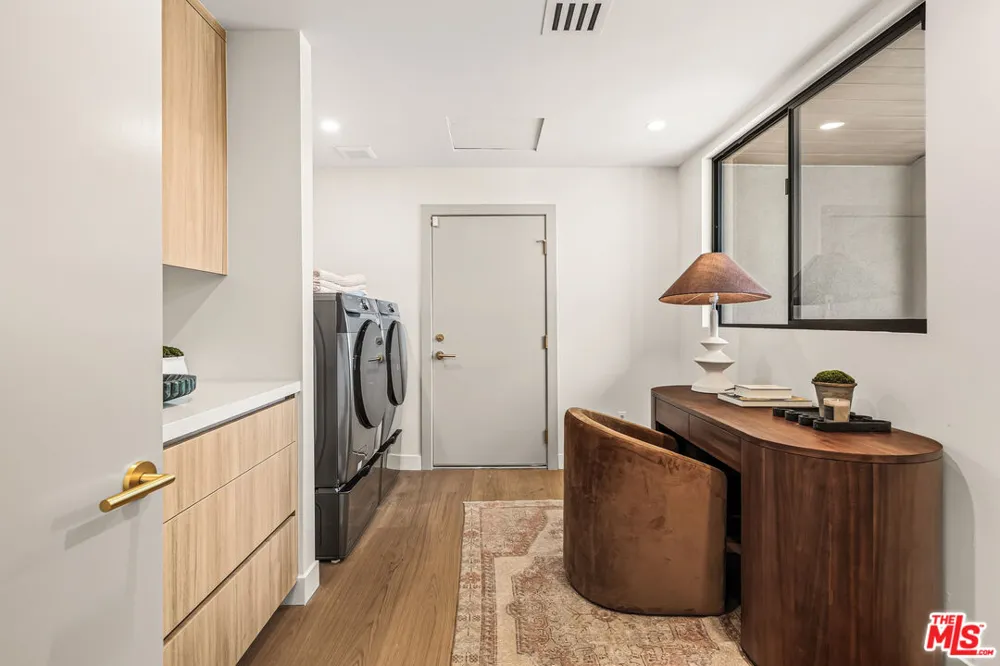 2942 E Orella Circle Palm Springs, CA 92264