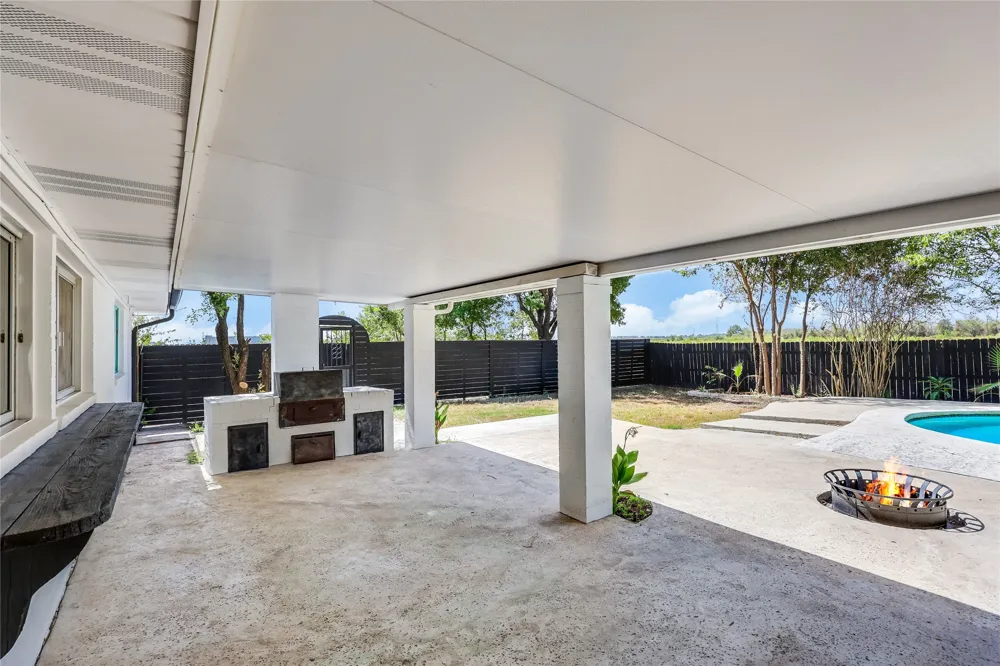 6209 Daffan Lane Austin, TX 78724