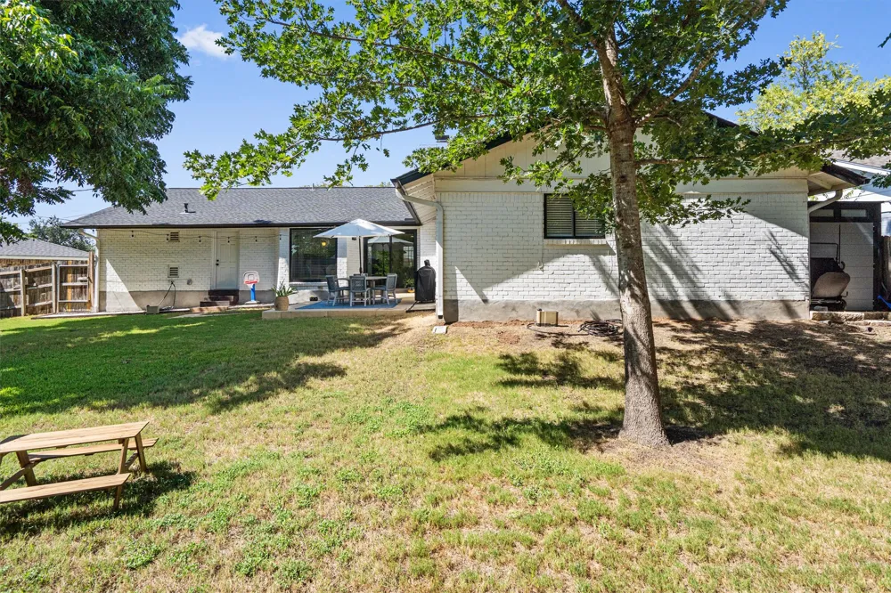 5507 Claymoor Drive Austin, TX 78723