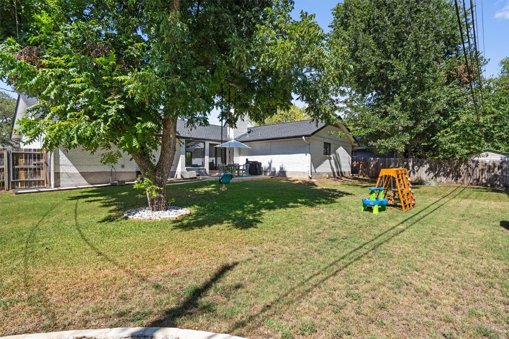 5507 Claymoor Drive Austin, TX 78723