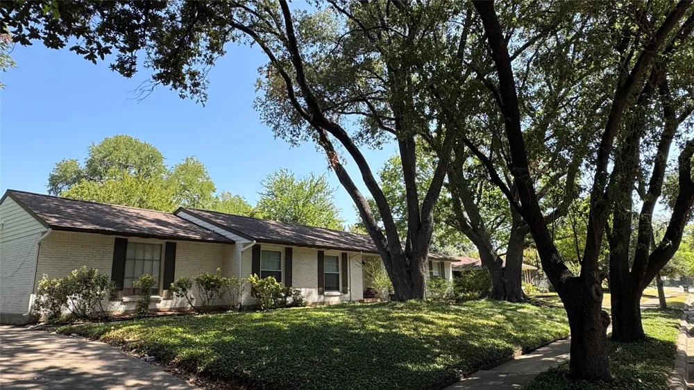 3543 Warick Drive Dallas, TX 75229