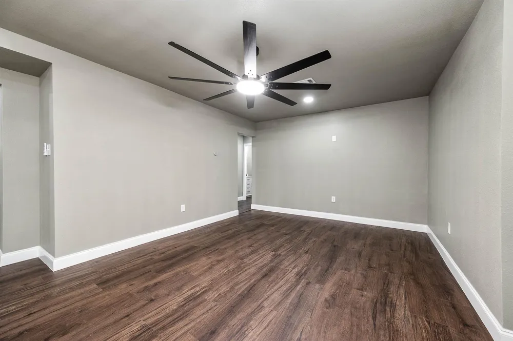 717 Cedar Lawn Drive Alvin, TX 77511
