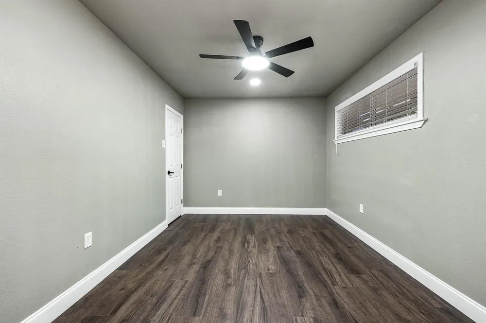 717 Cedar Lawn Drive Alvin, TX 77511