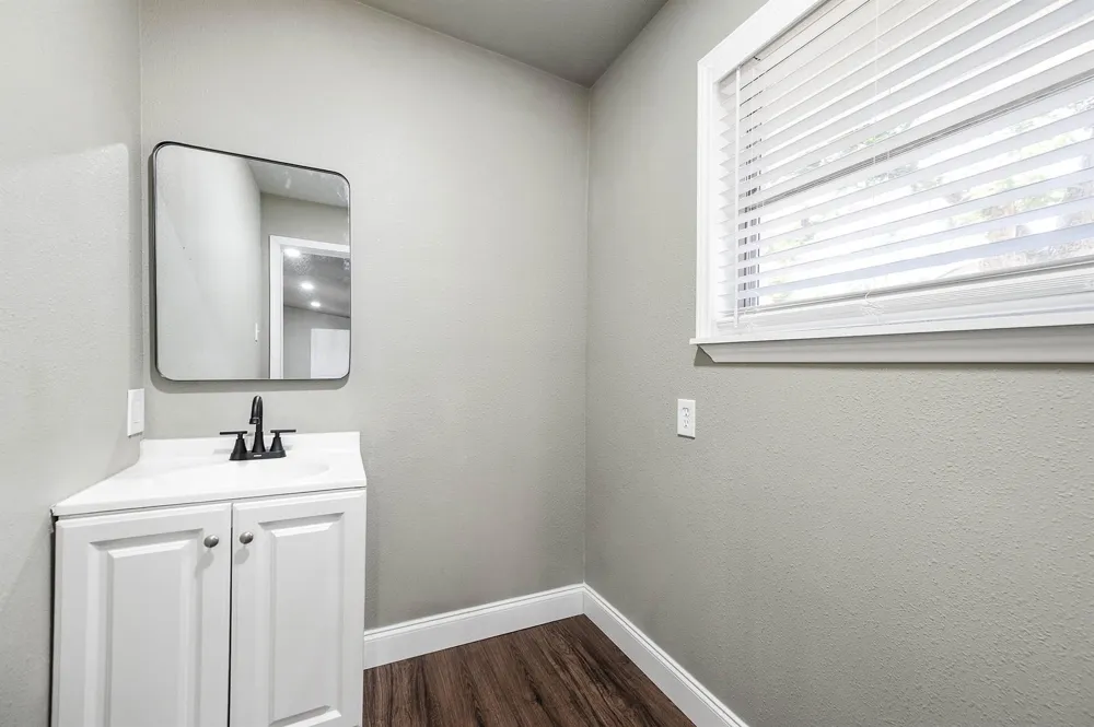 717 Cedar Lawn Drive Alvin, TX 77511