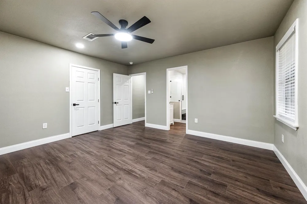 717 Cedar Lawn Drive Alvin, TX 77511