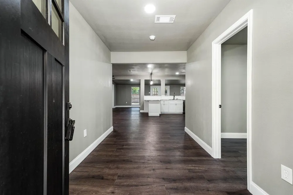 717 Cedar Lawn Drive Alvin, TX 77511