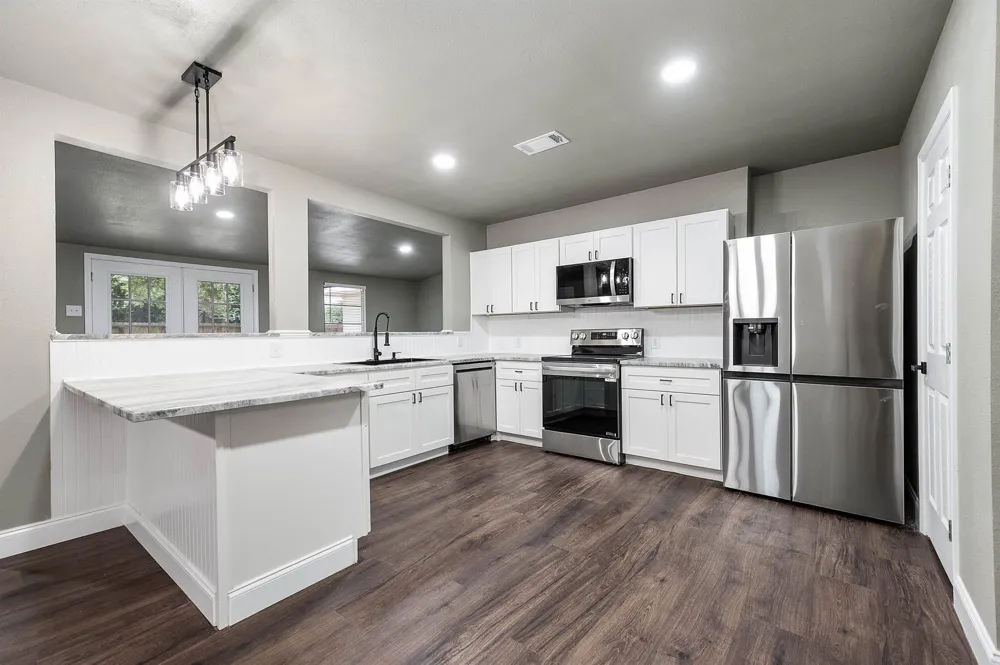 717 Cedar Lawn Drive Alvin, TX 77511