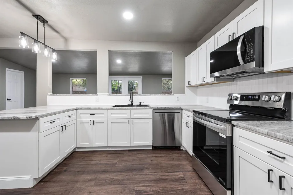 717 Cedar Lawn Drive Alvin, TX 77511
