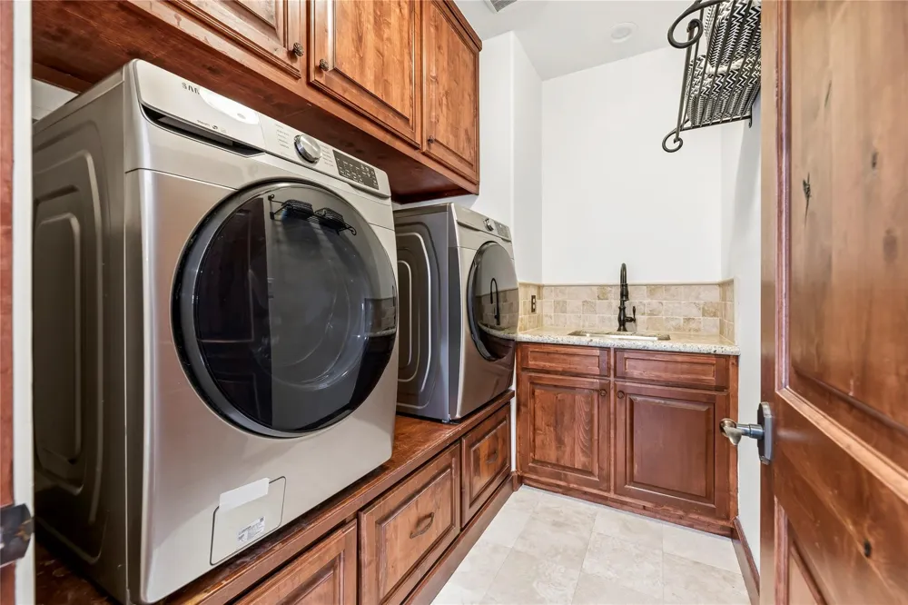 3803 Drake Street Houston, TX 77005