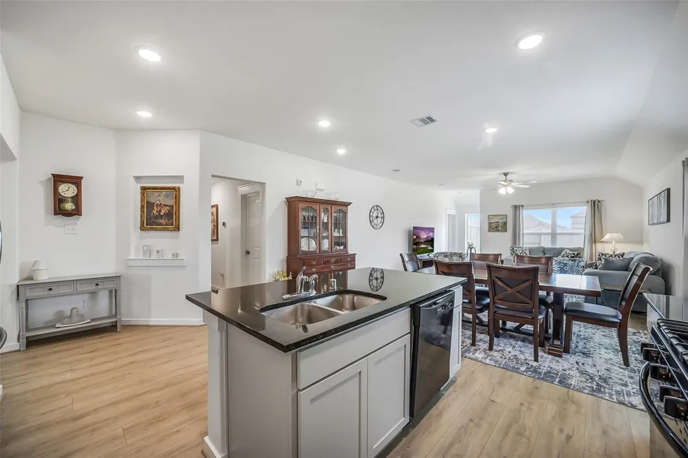 4685 Cleo Day Drive Katy, TX 77493