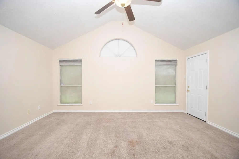 10430 Sanibel Falls Court Houston, TX 77095