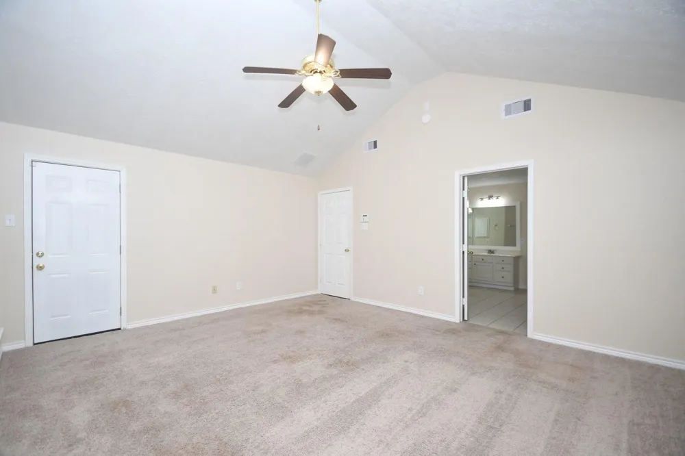 10430 Sanibel Falls Court Houston, TX 77095