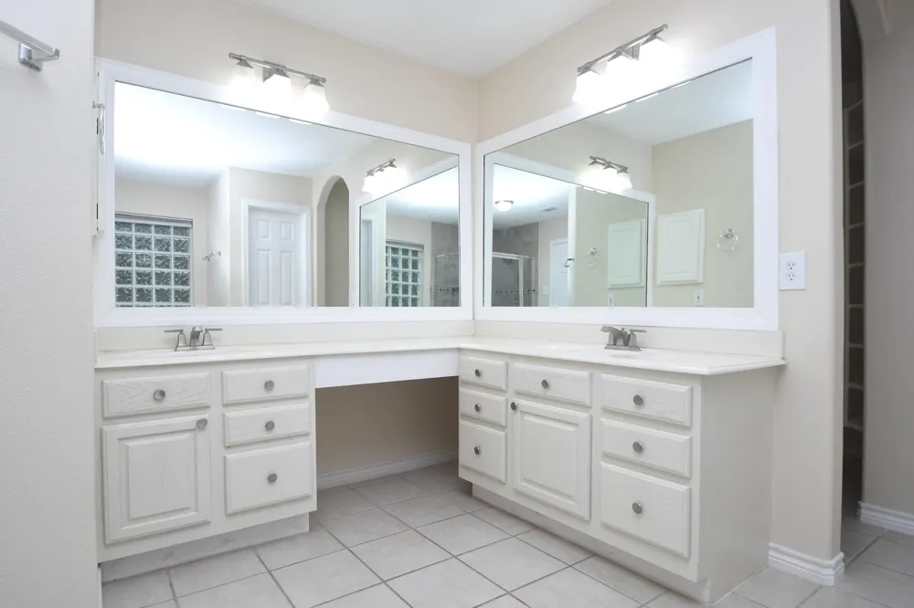 10430 Sanibel Falls Court Houston, TX 77095