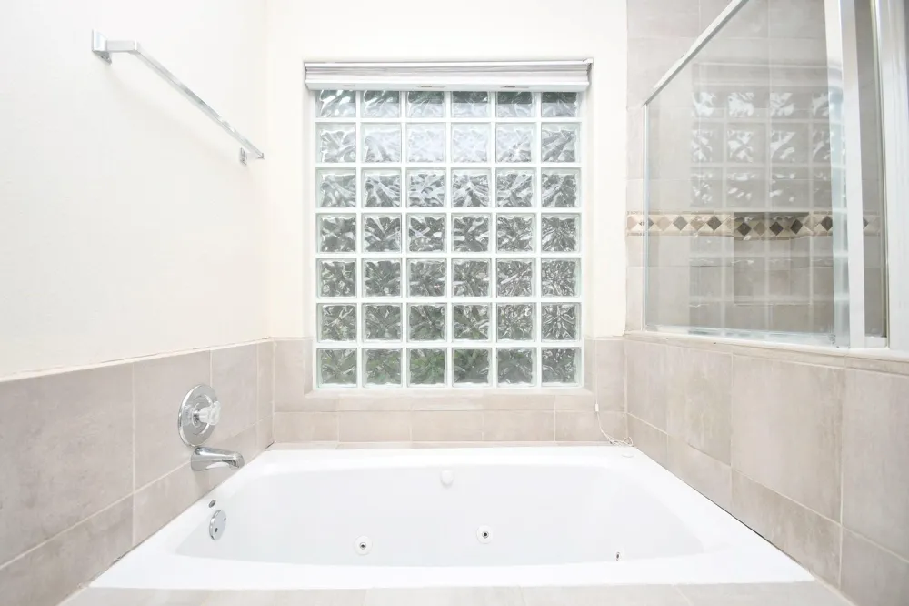 10430 Sanibel Falls Court Houston, TX 77095