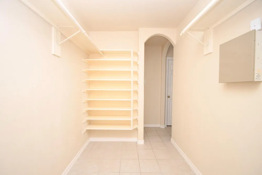 10430 Sanibel Falls Court Houston, TX 77095