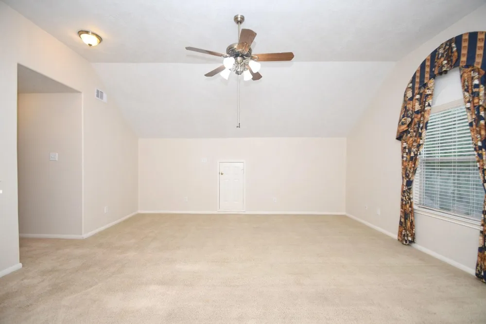 10430 Sanibel Falls Court Houston, TX 77095