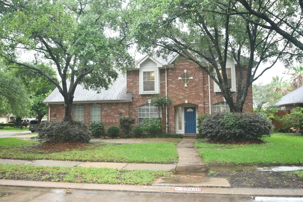 10430 Sanibel Falls Court Houston, TX 77095