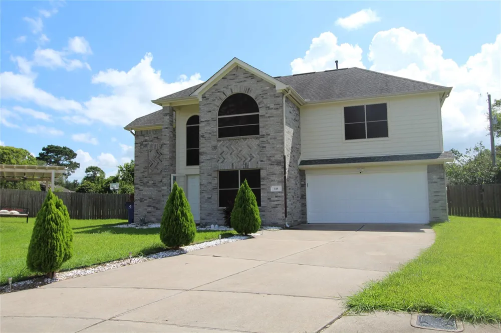 118 Highland Street Texas City, TX 77591