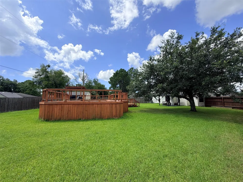 118 Highland Street Texas City, TX 77591