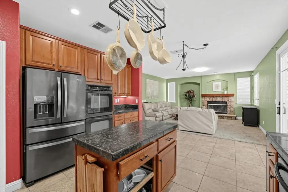 3289 Big Bear Drive Roseville, CA 95747