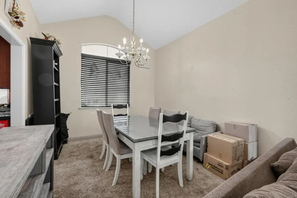 3289 Big Bear Drive Roseville, CA 95747