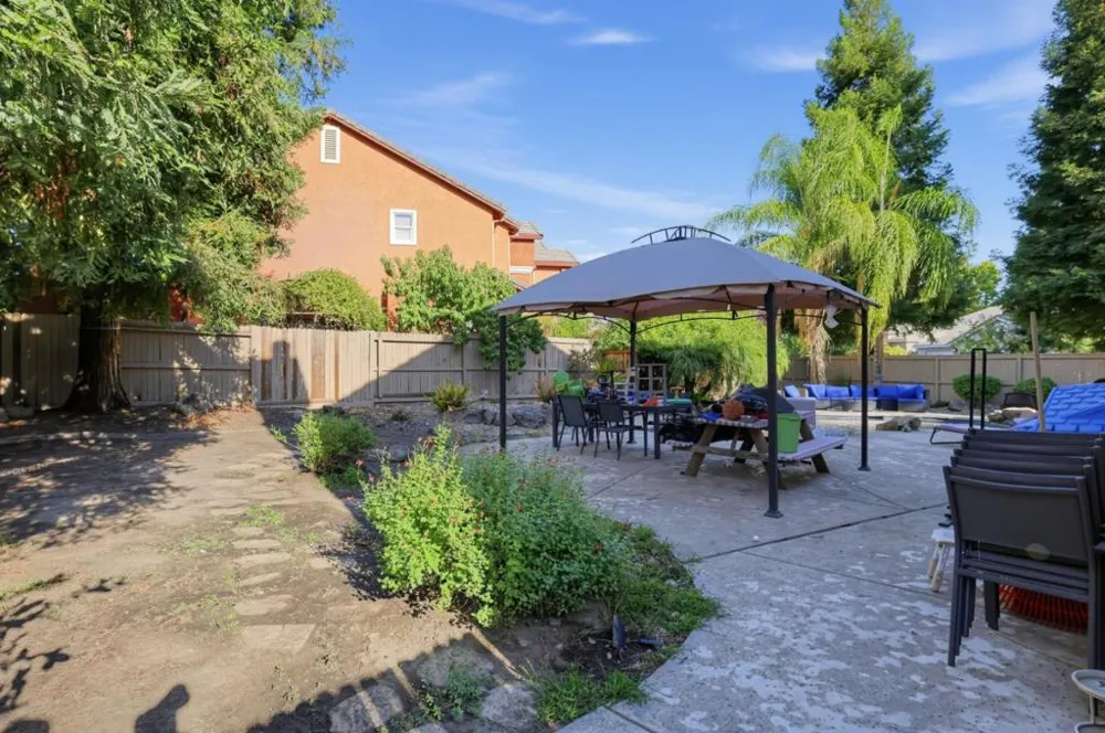 3289 Big Bear Drive Roseville, CA 95747