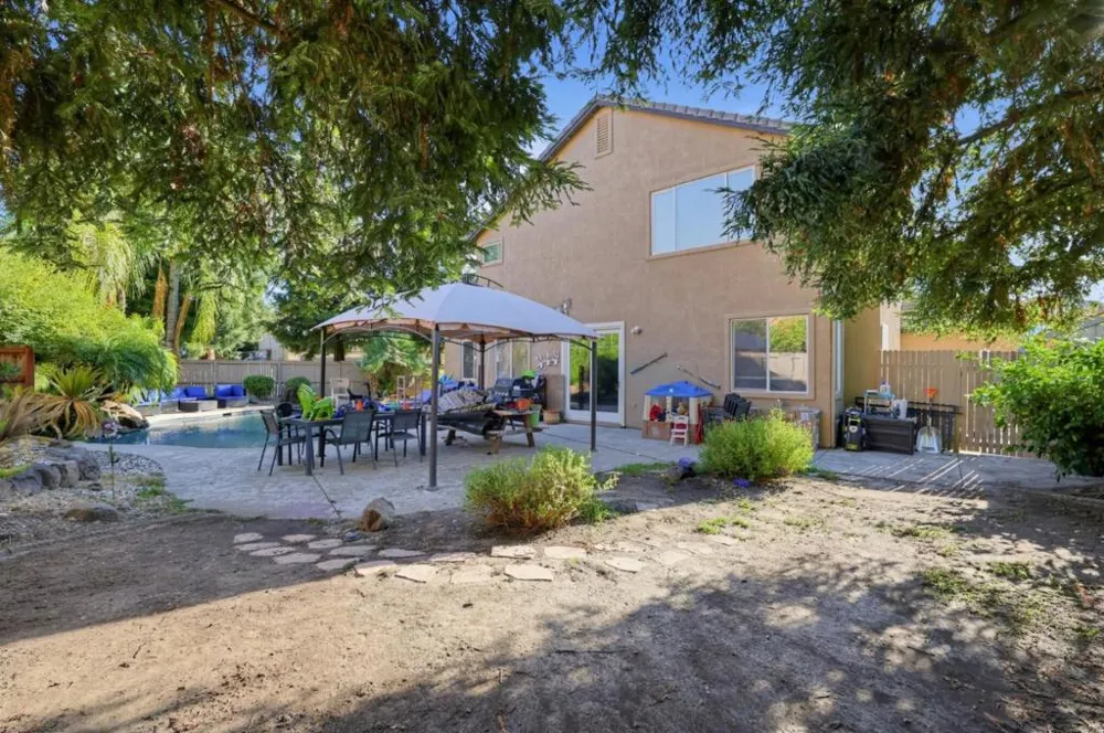 3289 Big Bear Drive Roseville, CA 95747