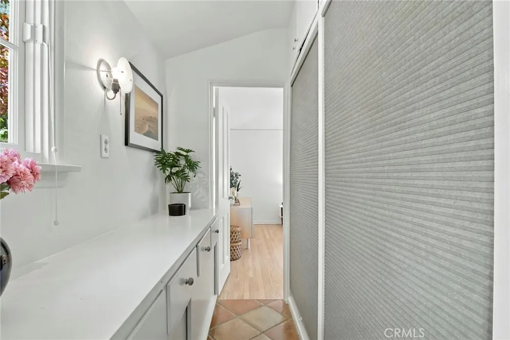 1820 Verdugo Knolls Glendale, CA 91208
