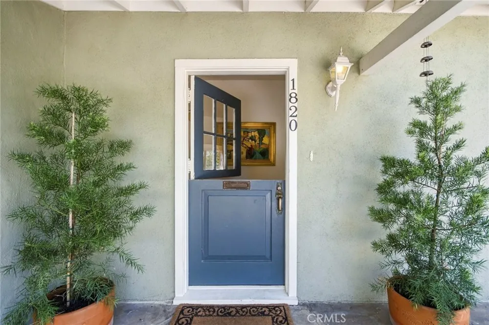 1820 Verdugo Knolls Glendale, CA 91208