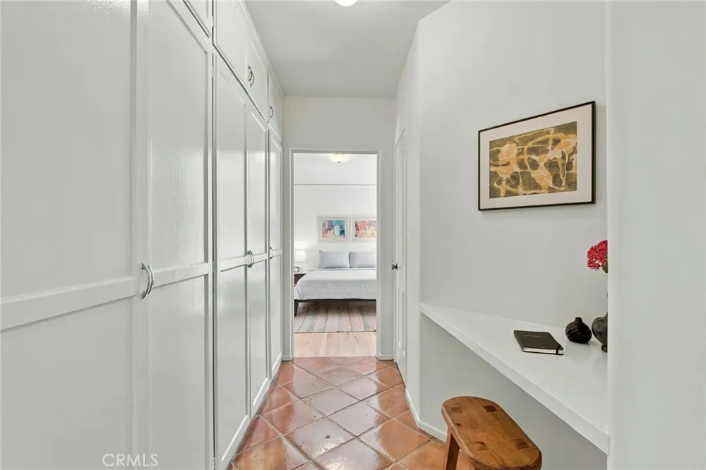 1820 Verdugo Knolls Glendale, CA 91208