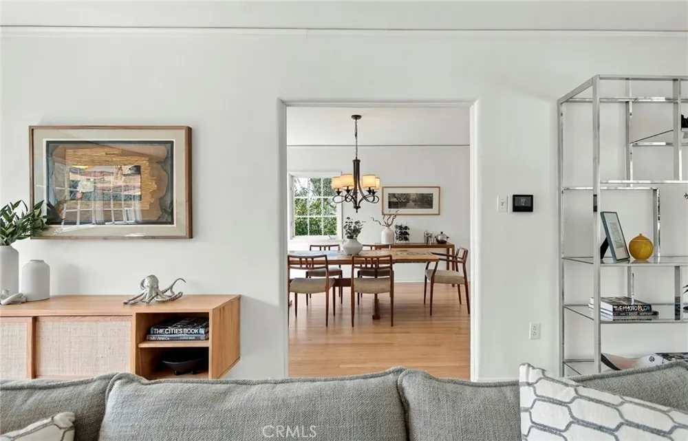 1820 Verdugo Knolls Glendale, CA 91208