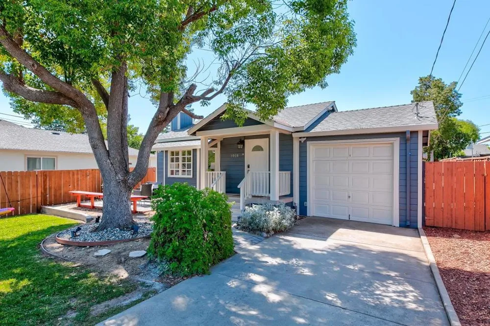 1018 Hazel Avenue Campbell, CA 95008